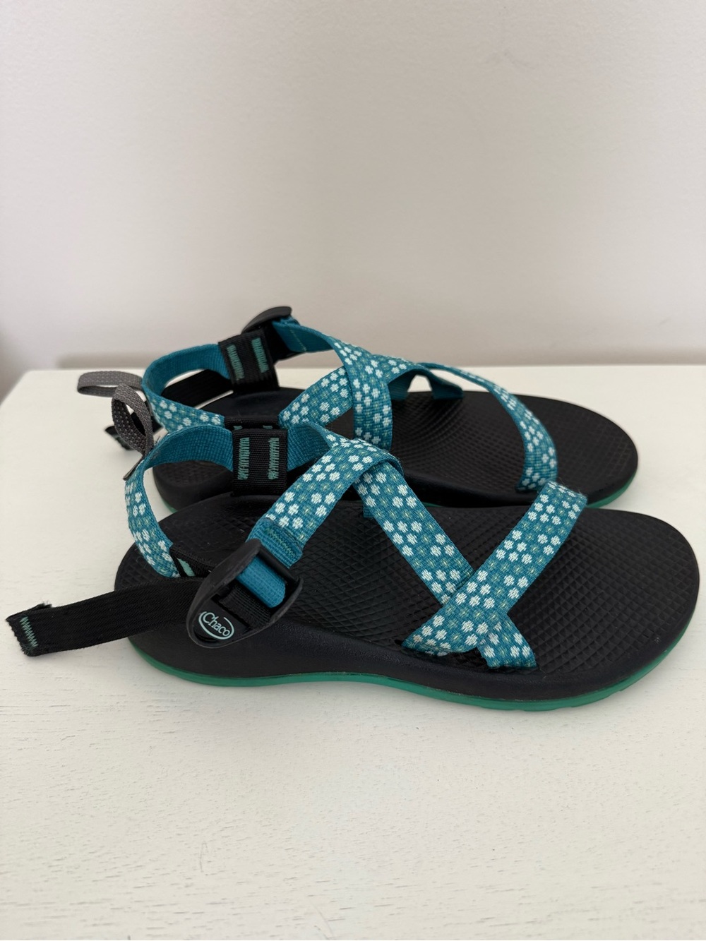 Chaco Z/1 Teal Floral-Strap Sandals // Youth Size 5